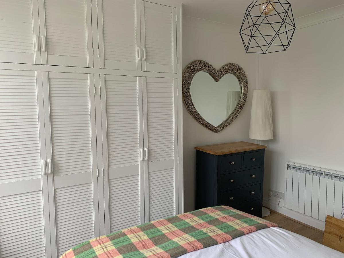 Beautiful Flat With Harbour Views Tenby Exteriér fotografie