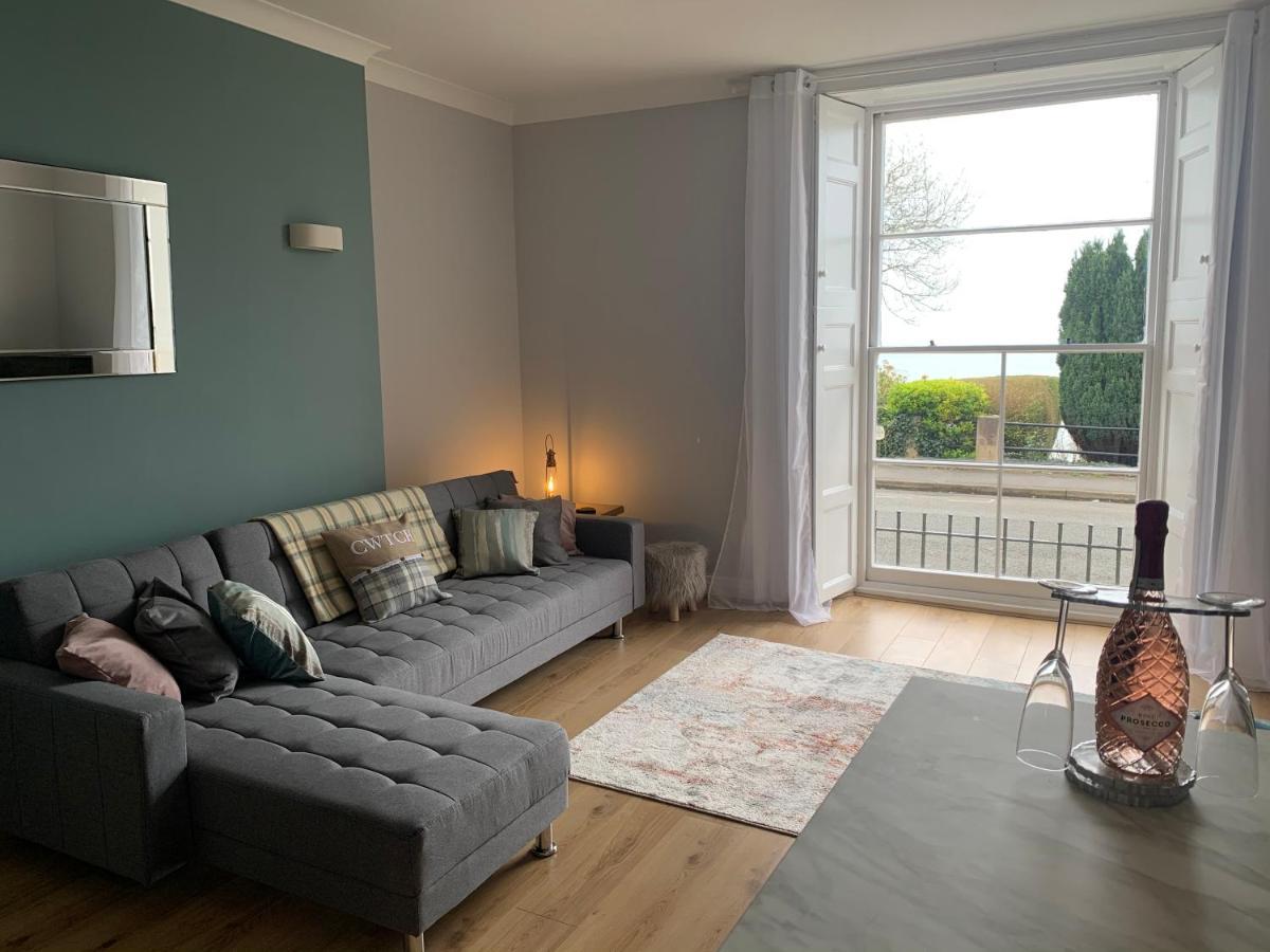 Beautiful Flat With Harbour Views Tenby Exteriér fotografie