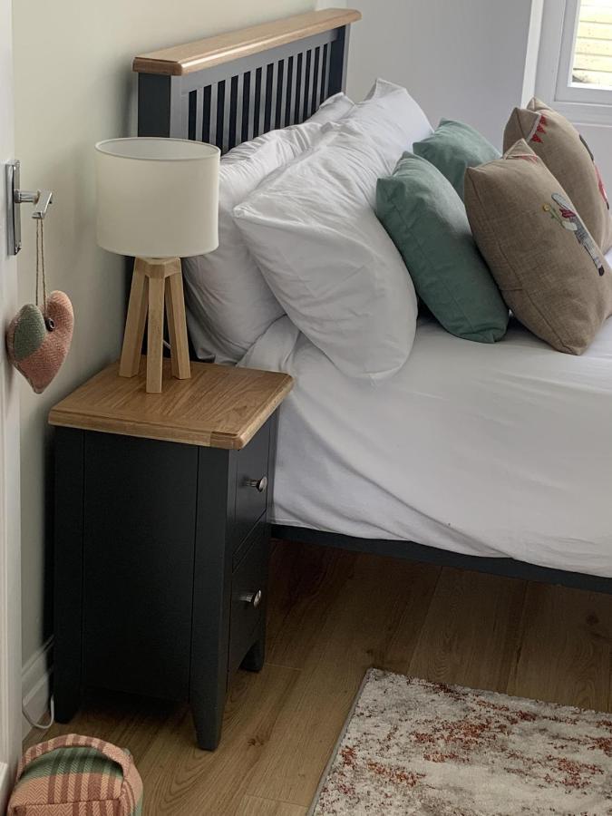 Beautiful Flat With Harbour Views Tenby Exteriér fotografie